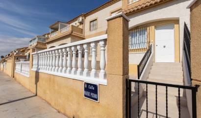 Alquiler a largo plazo - Bungalow - Torrevieja - Zona los Frutales