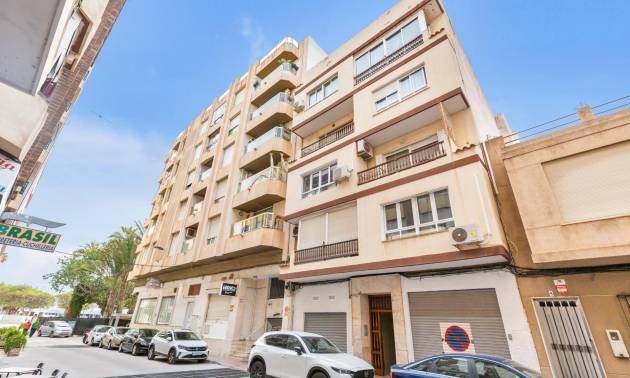 Apartment - Revente - Torrevieja - Centro - Muelle Pesquero