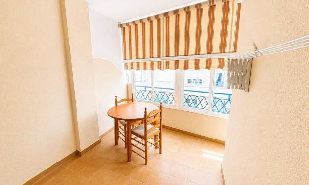 Apartment - Revente - Torrevieja - Estacion de autobuses