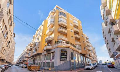 Apartment · Revente · Torrevieja · Habaneras