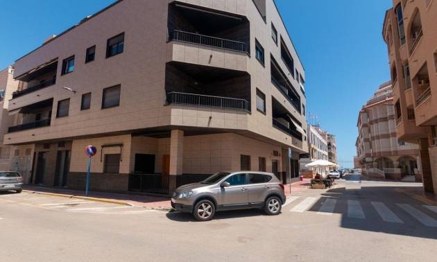 Apartment - Sale - La Mata - La Mata