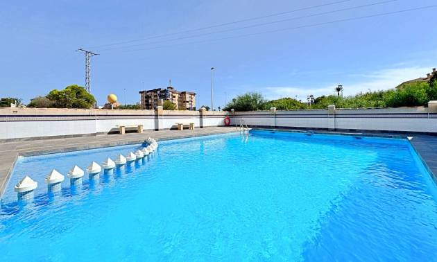 Apartment - Sale - Orihuela Costa - La Zenia