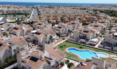 Apartment - Sale - Orihuela Costa - MOV-27751