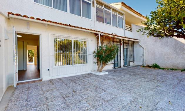 Apartment - Sale - Orihuela Costa - Villamartín
