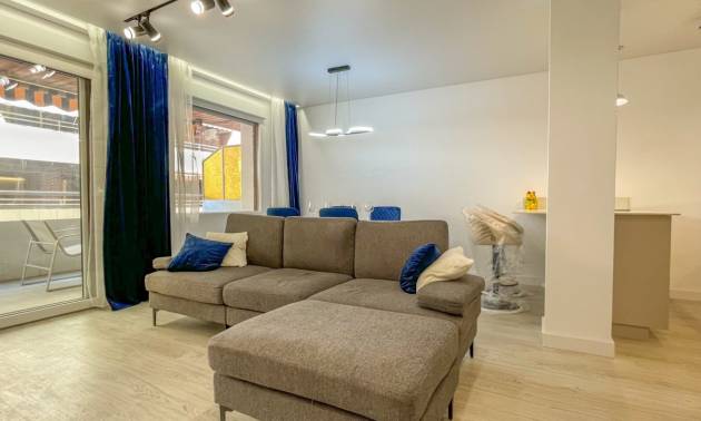 Apartment - Sale - Torrevieja - El Acequión
