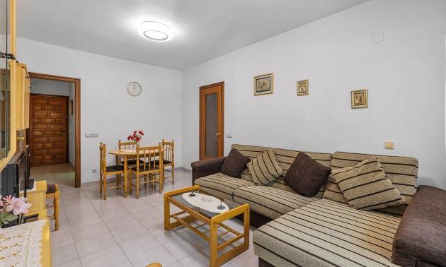 Apartment - Sale - Torrevieja - Estacion de autobuses