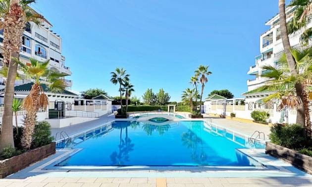 Apartment - Sale - Torrevieja - La Mata