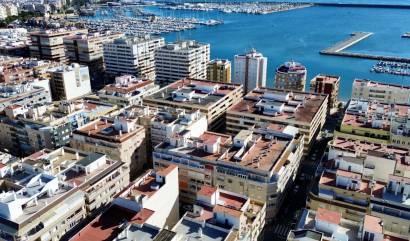 Apartment - Sale - Torrevieja - MOV-27815