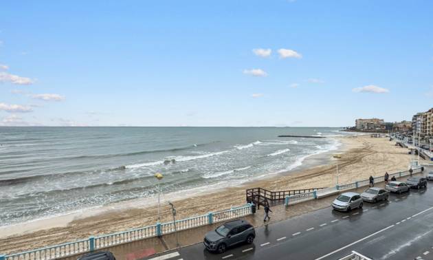 Apartment - Sale - Torrevieja - Playa de los Locos