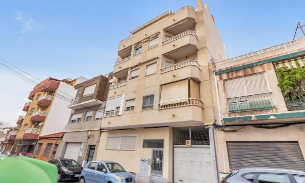 Apartment - Sale - Torrevieja - torrevieja