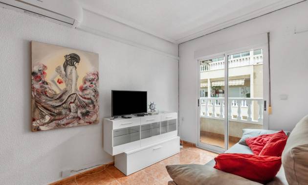 Apartment - Sale - Torrevieja - torrevieja