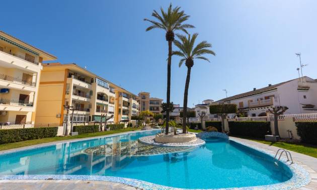 Apartment - Venta - Torrevieja - La Mata