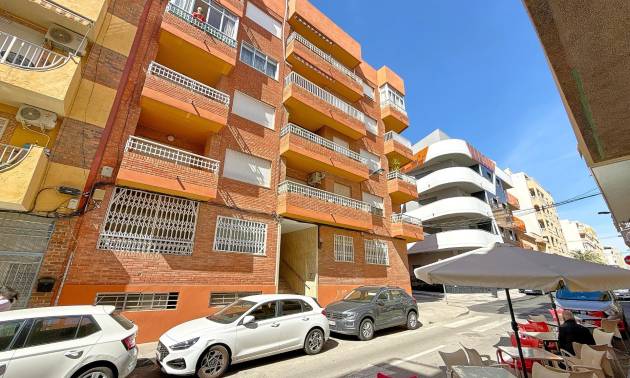 Apartment - Venta - Torrevieja - Playa del cura