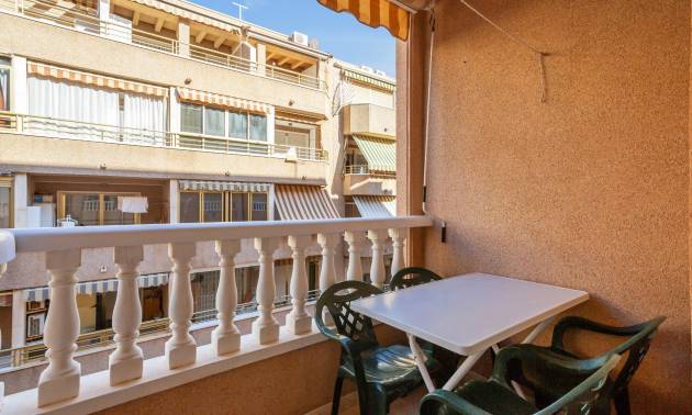 Apartment - Venta - Torrevieja - Playa del cura