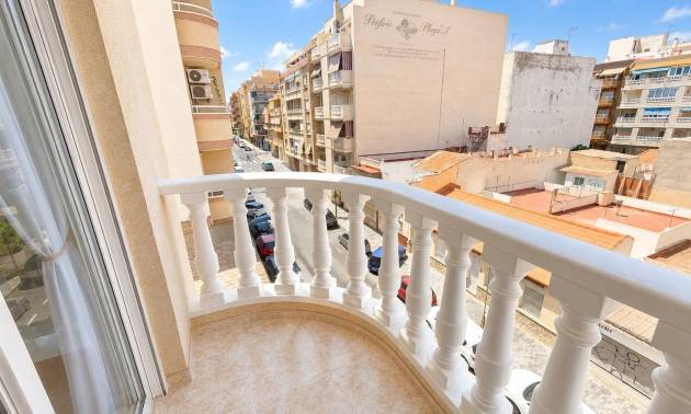 Appartment - Bestaande woningen - Torrevieja - Playa del cura