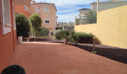 Bestaande woningen - Appartment - Altaona golf and country village