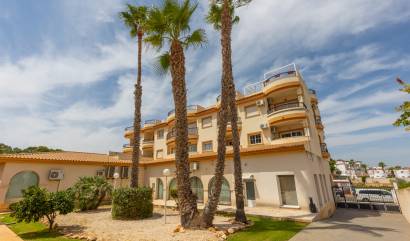 Bestaande woningen - Appartment - Orihuela - Villamartín