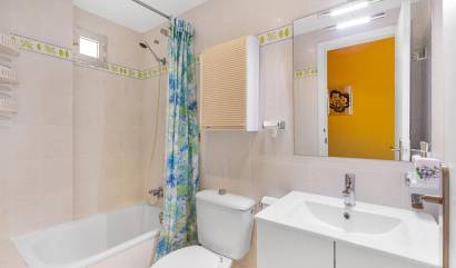 Bestaande woningen - Appartment - Torrevieja - La Mata pueblo