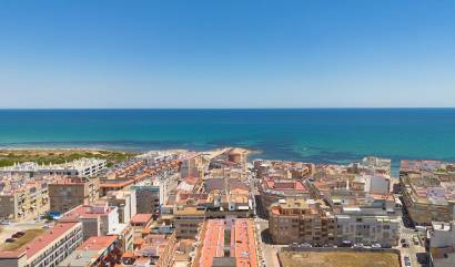 Bestaande woningen - Appartment - Torrevieja - La Mata pueblo