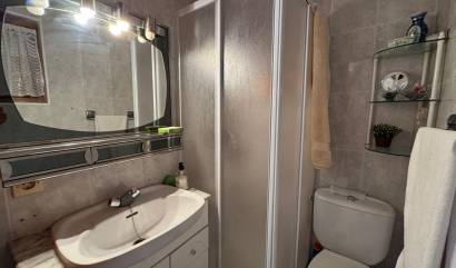Bestaande woningen - Bungalow - Torrevieja - Playa de los Naufragos