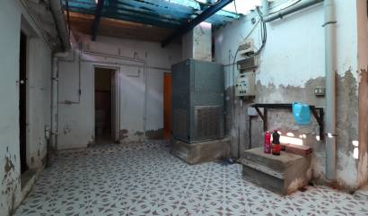 Bestaande woningen - Commercieel - Benijofar