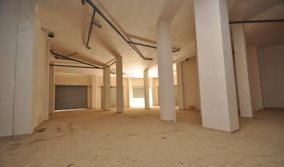 Bestaande woningen - Commercieel - Elda