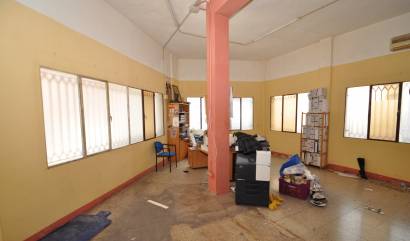 Bestaande woningen - Commercieel - Petrer