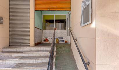 Bestaande woningen - Commercieel - Torrevieja - Playa del cura