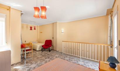 Bestaande woningen - Duplex - Los Alcázares - Centro