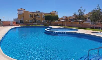 Bestaande woningen -  - Los Montesinos - La Herrada