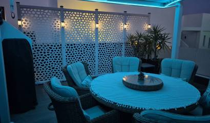 Bestaande woningen -  - Los Montesinos - La Herrada