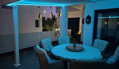 Bestaande woningen -  - Los Montesinos - La Herrada