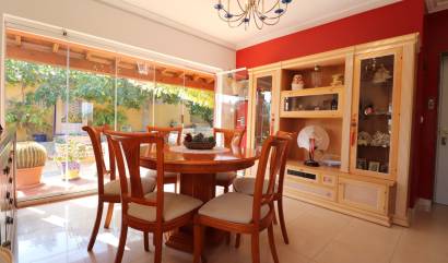 Bestaande woningen - Villa - Algorfa