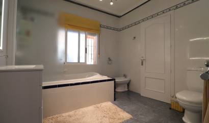 Bestaande woningen - Villa - Algorfa