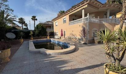 Bestaande woningen - Villa - Benferri