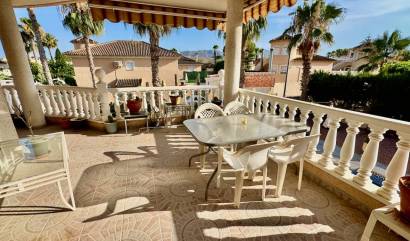 Bestaande woningen - Villa - Benferri