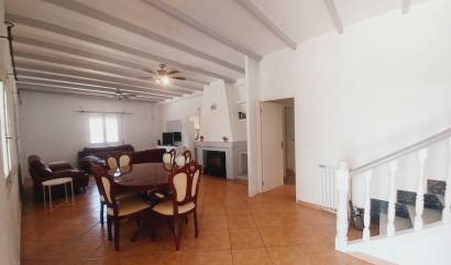 Bestaande woningen - Villa - Canadas de San Pedro