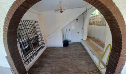 Bestaande woningen - Villa - Canadas de San Pedro