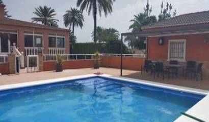 Bestaande woningen - Villa - Elche