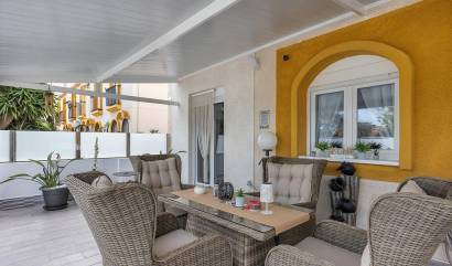 Bestaande woningen - Villa - Guardamar del Segura - Urbanizaciones