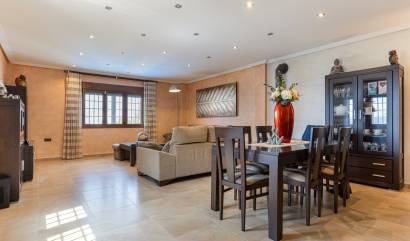 Bestaande woningen - Villa - Los Montesinos - La Herrada