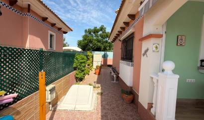 Bestaande woningen - Villa - Los Montesinos - La Herrada