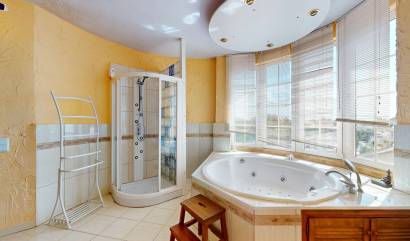 Bestaande woningen - Villa - Orihuela Costa - La Zenia