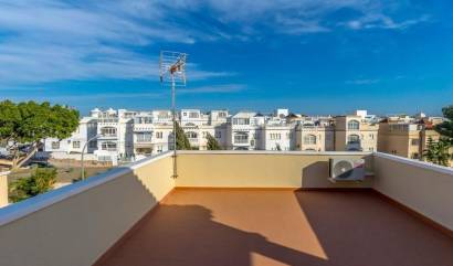 Bestaande woningen - Villa - Orihuela Costa - Villamartín