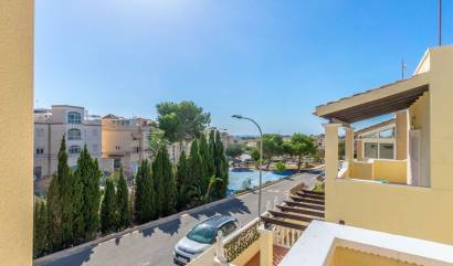 Bestaande woningen - Villa - Orihuela Costa - Villamartín