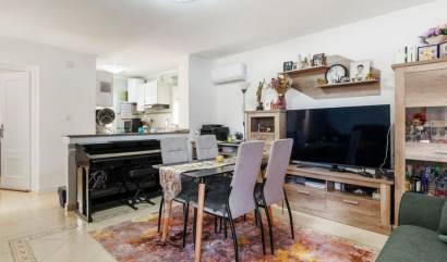 Bestaande woningen - Villa - Orihuela Costa - Villamartín