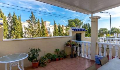 Bestaande woningen - Villa - Orihuela Costa - Villamartín