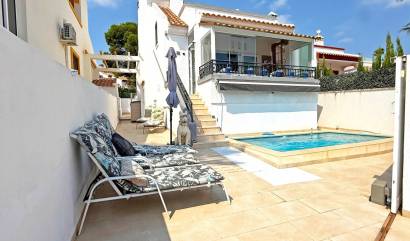 Bestaande woningen - Villa - Orihuela Costa - Villamartín