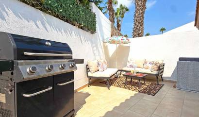 Bestaande woningen - Villa - Orihuela Costa - Villamartín