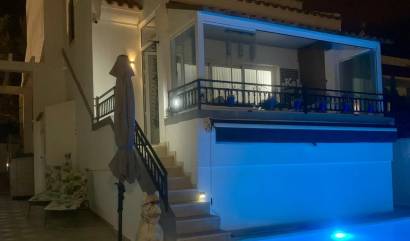 Bestaande woningen - Villa - Orihuela Costa - Villamartín